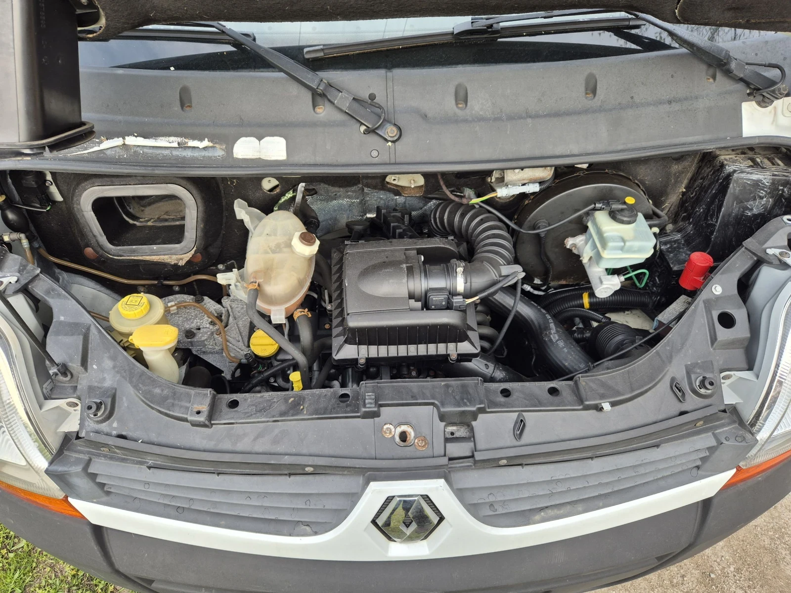 Renault Master 2.5DCI* ITALY* КЛИМАТИК* , снимка 14 - Бусове и автобуси - 54186886