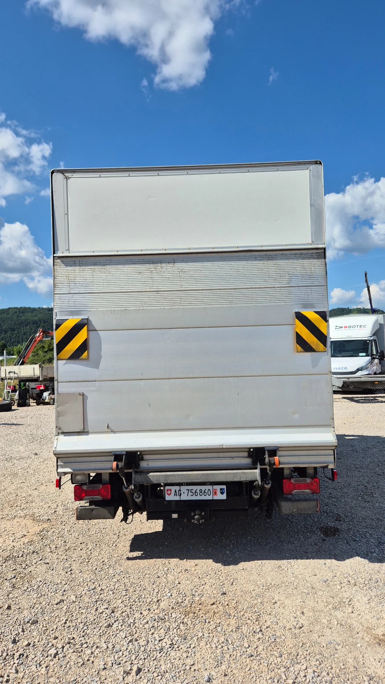 Iveco Daily 35c15* 3.0HPI* БОРД* КЛИМАТИК* ШВЕЙЦАРИЯ* , снимка 7 - Бусове и автобуси - 54972074