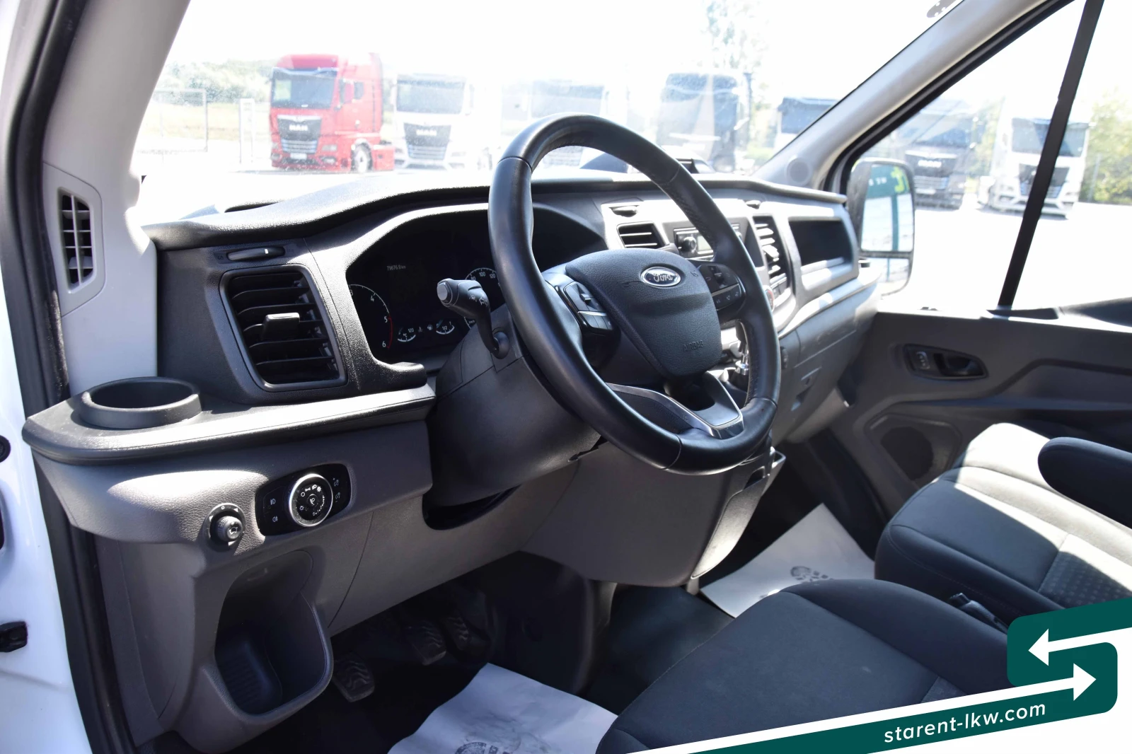 Ford Transit Custom VAN26017, снимка 11 - Бусове и автобуси - 55477924