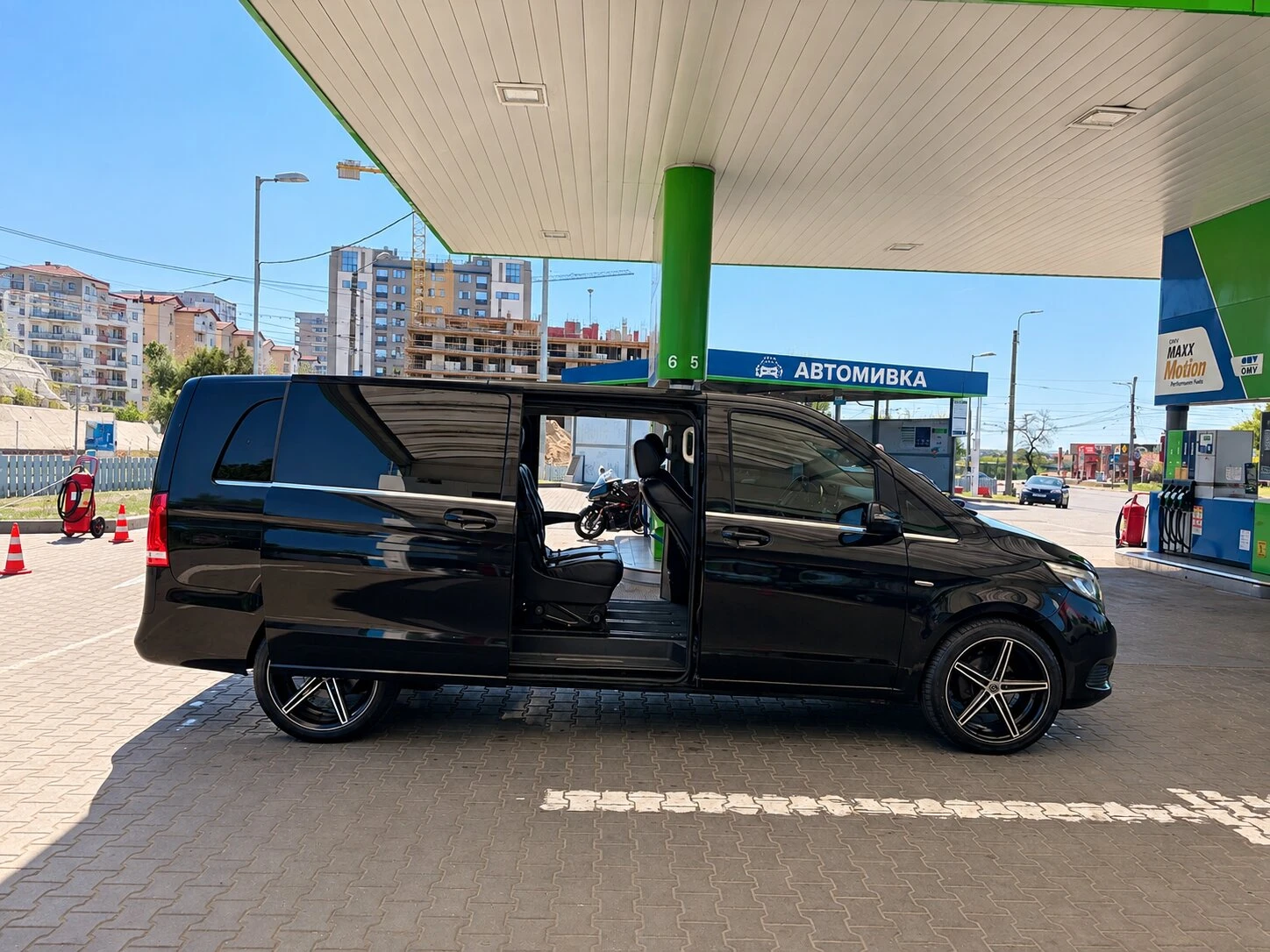 Mercedes-Benz V 220 V-Class, снимка 7 - Бусове и автобуси - 56261836