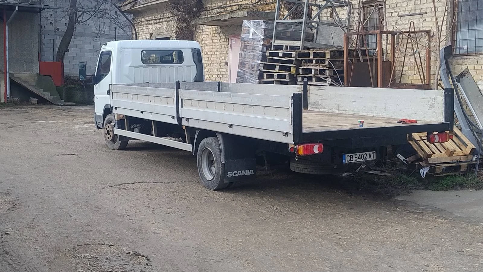 Mitsubishi Canter  - изображение 9