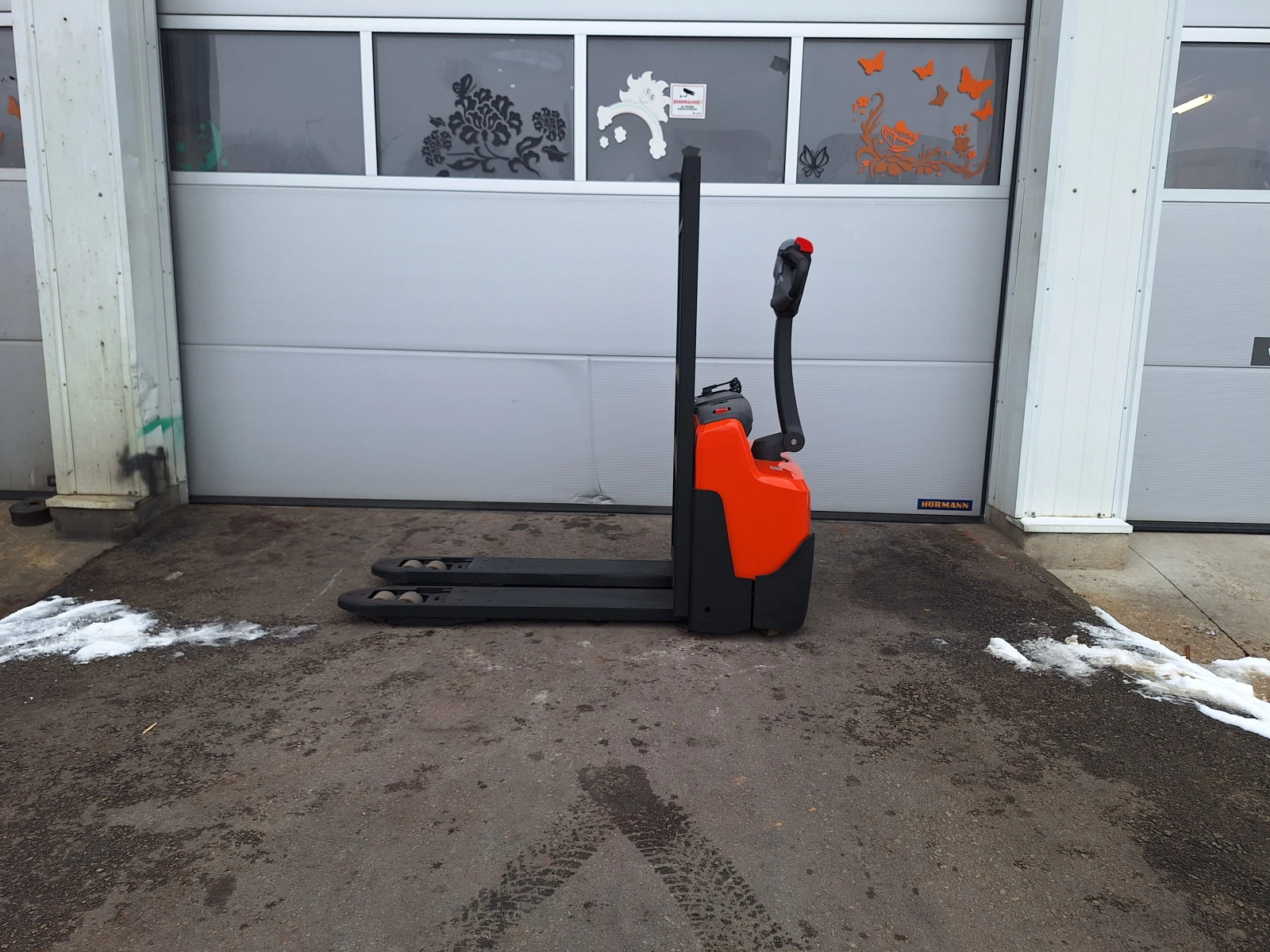 ���������� Toyota LWI160 Li-ION-185 �.�.  | Mobile.bg � ����������� 1