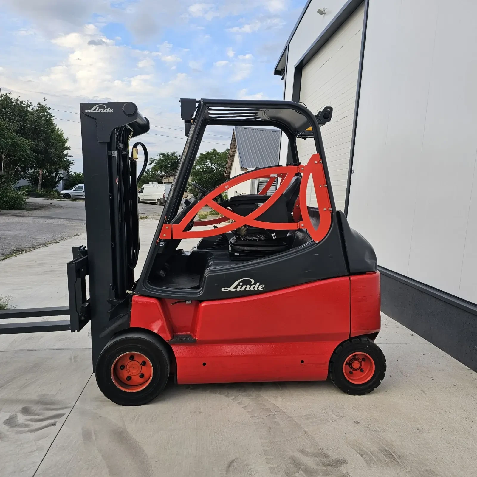 Електрокар Linde Е 30 S 2 Броя ! ! !, снимка 8 - Индустриална техника - 55225675