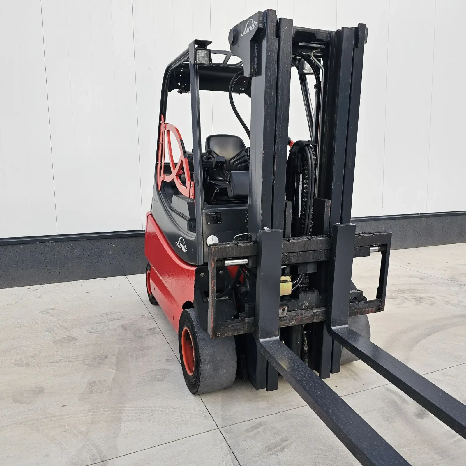Електрокар Linde Е 30 S 2 Броя ! ! !, снимка 5 - Индустриална техника - 55225675