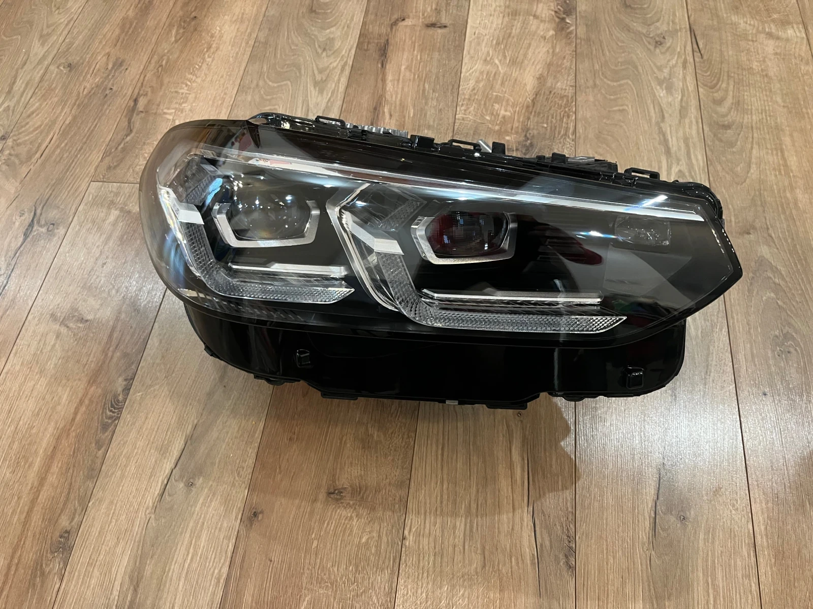 ��� ��� �3 LCI | Mobile.bg � ����������� 1