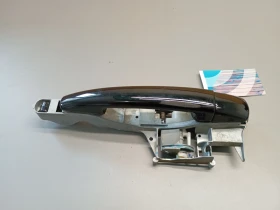 Дръжка външна предна дясна Пежо 2008 1.6хди