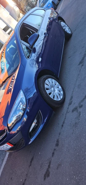 Opel Astra, снимка 2