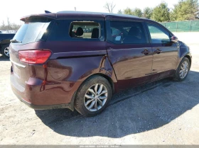 Kia Carnival 3.3l Sedona Ex, снимка 4