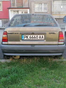 Opel Kadett 1.4 S, снимка 3 - Автомобили и джипове - 44928273