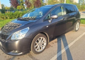 Toyota Verso 2.0 D4D Keyless & Panorama , снимка 1