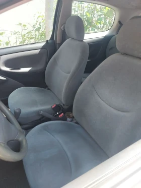 Обява за продажба на Toyota Yaris 1.0 VVTI ~2 500 лв. - изображение 6