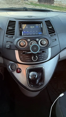 Mitsubishi Grandis, снимка 7