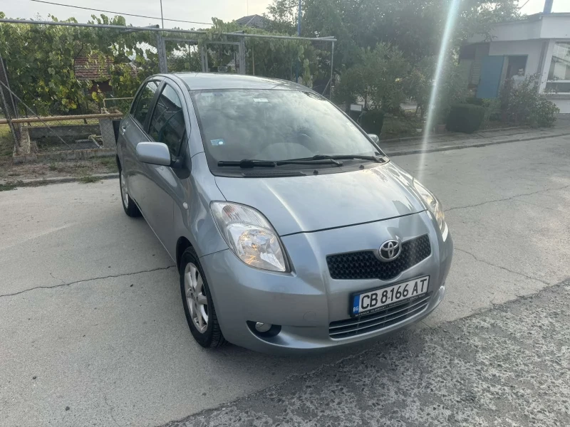 Toyota Yaris 1.3 VVT-I ЛИЗИНГ, снимка 1 - Автомобили и джипове - 47356553