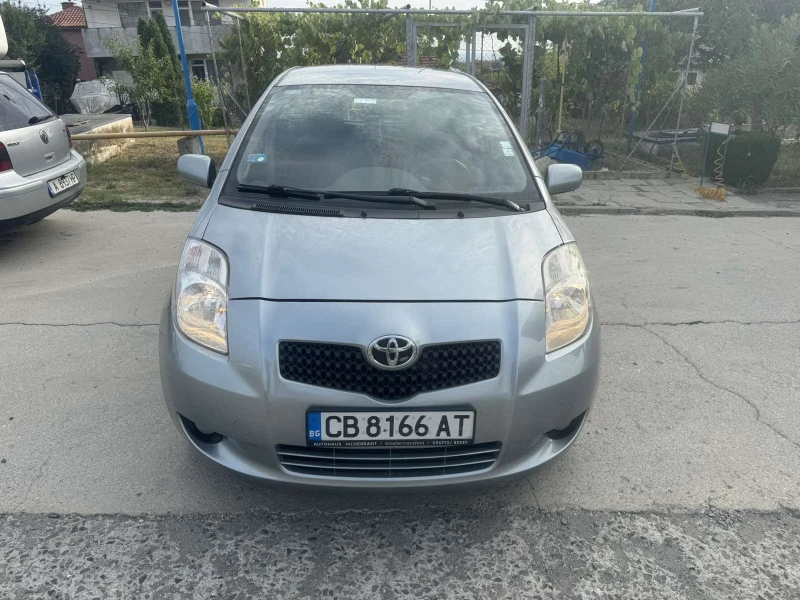 Toyota Yaris 1.3 VVT-I ЛИЗИНГ, снимка 2 - Автомобили и джипове - 47356553