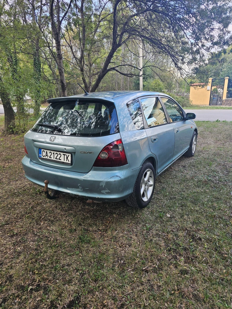 Honda Civic Газ инжекцион, снимка 3 - Автомобили и джипове - 47407080