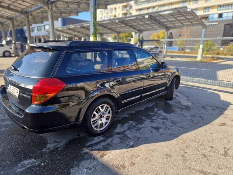 Subaru Outback, снимка 12 - Автомобили и джипове - 47915657