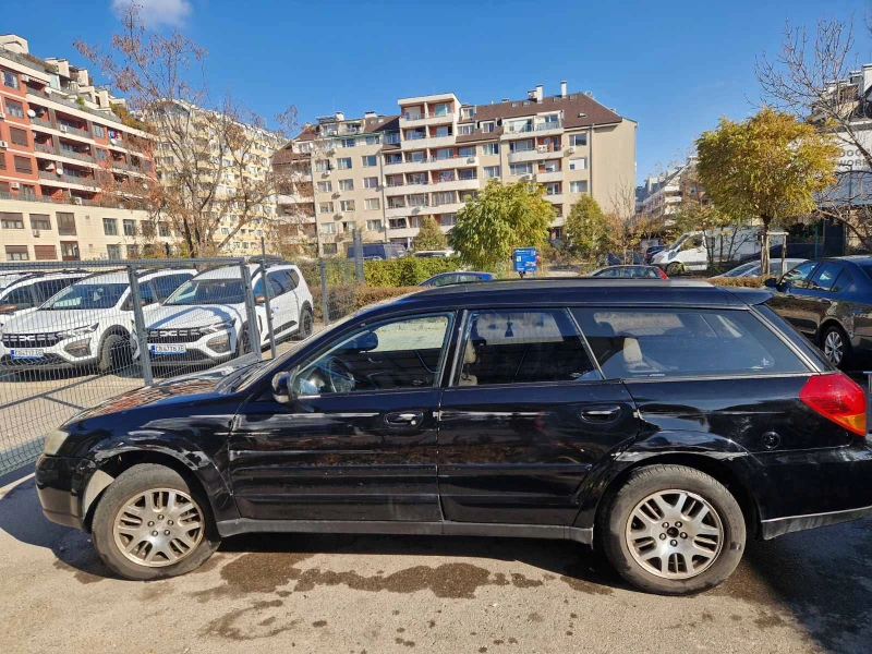 Subaru Outback, снимка 11 - Автомобили и джипове - 47915657