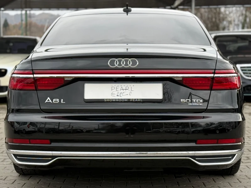 Audi A8 50TDI LONG Exclusive Bang-Olufsen PANO Distronic, снимка 4 - Автомобили и джипове - 47992369