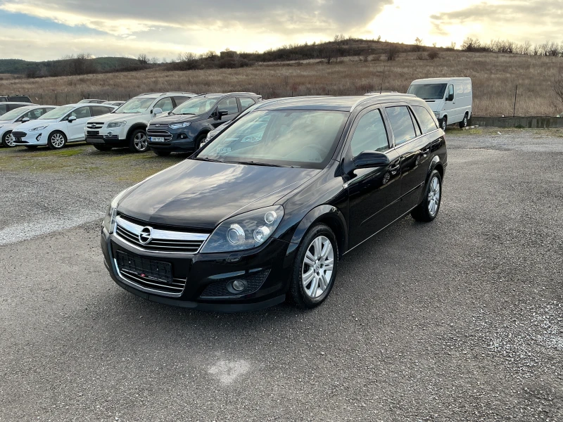 Opel Astra 1.8 I, снимка 2 - Автомобили и джипове - 48315119