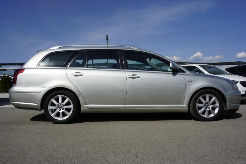 Toyota Avensis, снимка 7 - Автомобили и джипове - 51843721