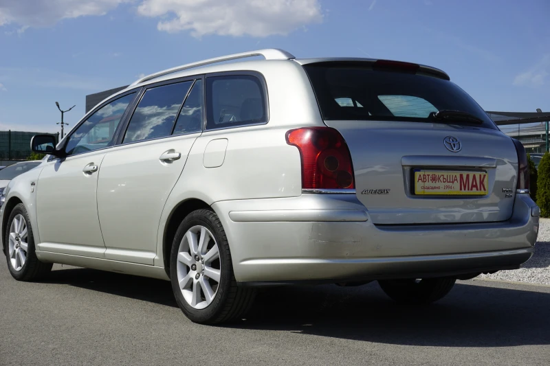 Toyota Avensis, снимка 4 - Автомобили и джипове - 51843721