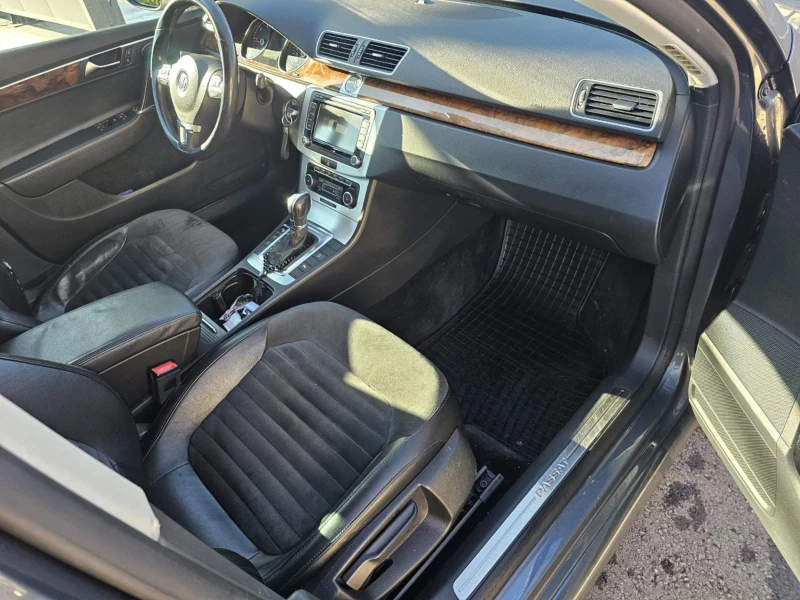 VW Passat 2.0 TDI / 4?4 / 170 к.с., снимка 12 - Автомобили и джипове - 52387316