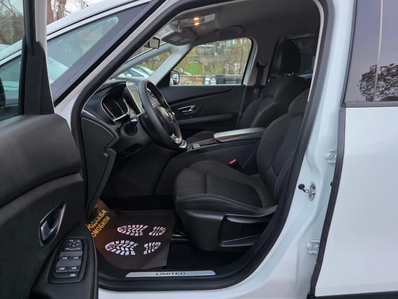 Renault Scenic 1.7DCI 120K.C. / АВТОМАТ / НАВИ / CAR-PLAY, снимка 6 - Автомобили и джипове - 52848580