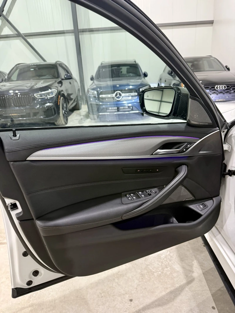 BMW 540 М Performance, снимка 15 - Автомобили и джипове - 52864793