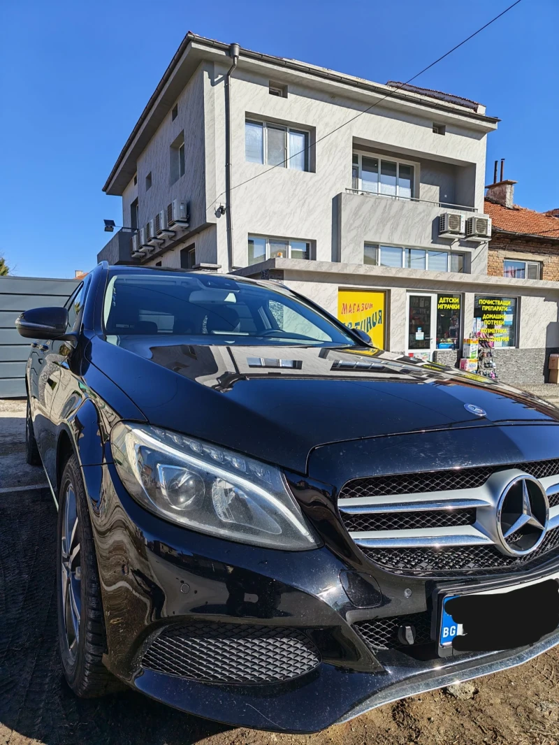 Mercedes-Benz C 220 4MATIC Пълна история в Мерцедес 