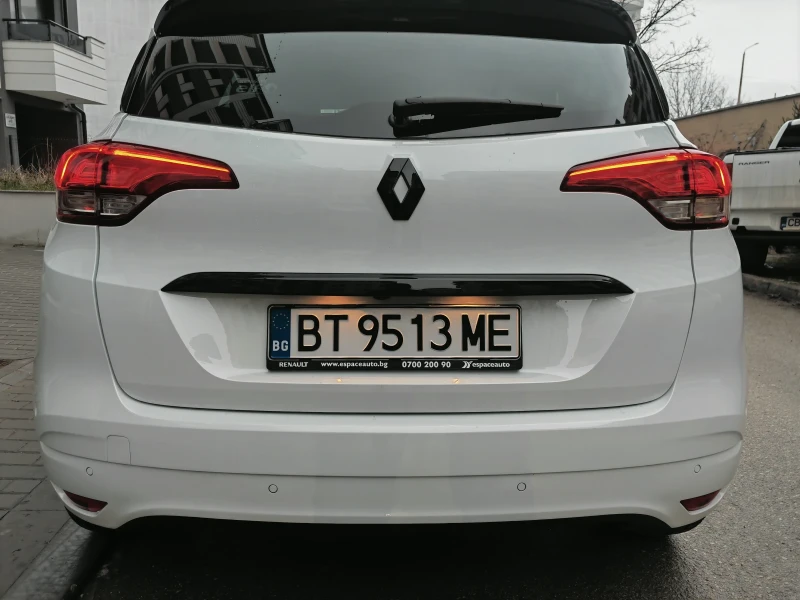Renault Scenic 1.6 BOSE/FULL, снимка 11 - Автомобили и джипове - 53224089