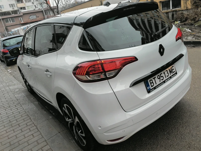 Renault Scenic 1.6 BOSE/FULL, снимка 10 - Автомобили и джипове - 53224089