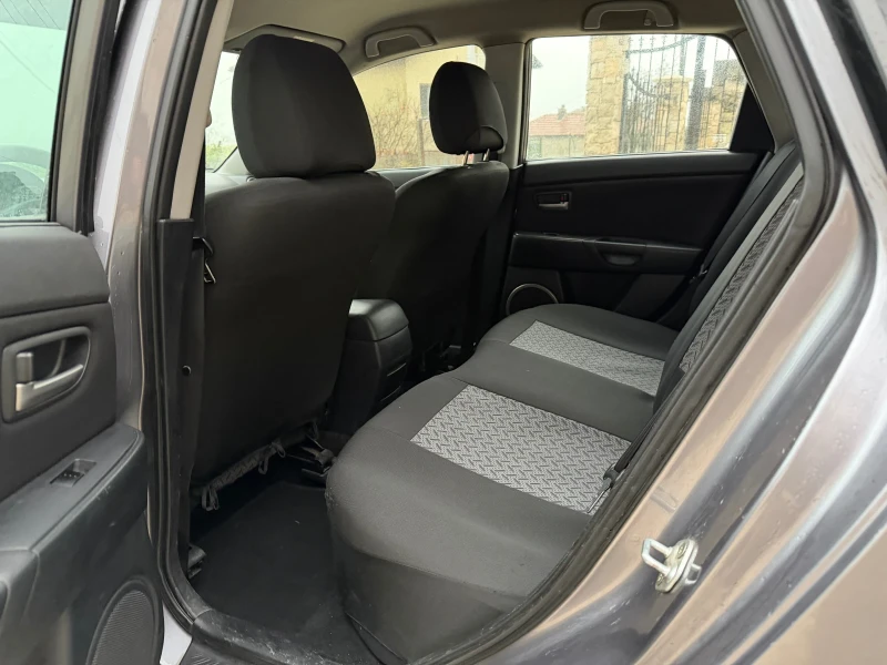 Mazda 3 1.6 hdi 109hp, снимка 15 - Автомобили и джипове - 53262914