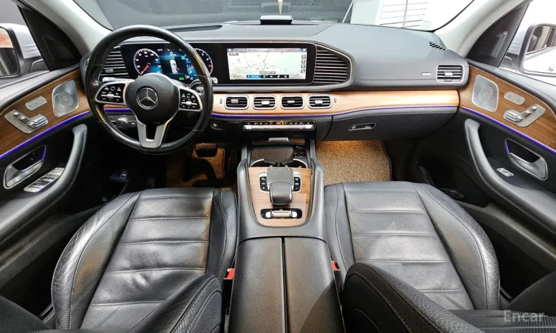 Mercedes-Benz GLE 450 AMG* Burmester* HUD* Обдух* 360, снимка 7 - Автомобили и джипове - 53373701