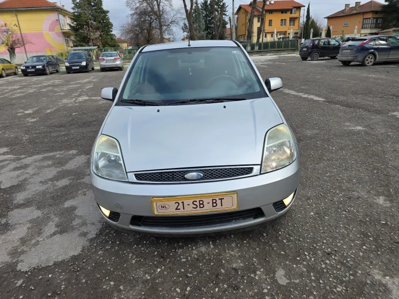 Ford Fiesta 1.3 КЛИМАТИК