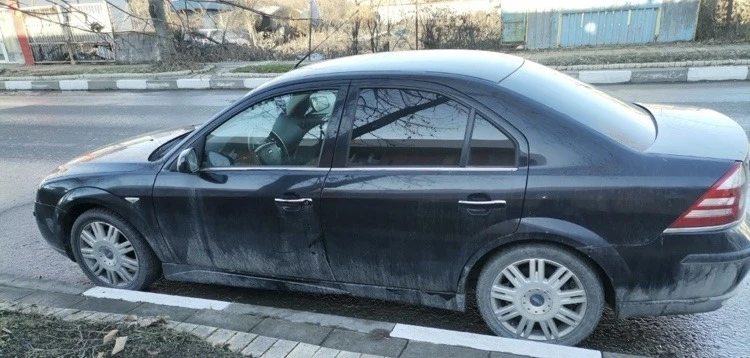 Ford Mondeo 2.0 TDCI, снимка 3 - Автомобили и джипове - 43976430