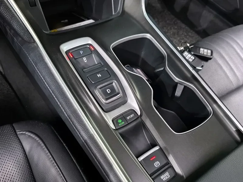 Honda Accord 2.0 TURBO SPORT| �������| HEAD UP| DISTRONIC | Mobile.bg � ����������� 15
