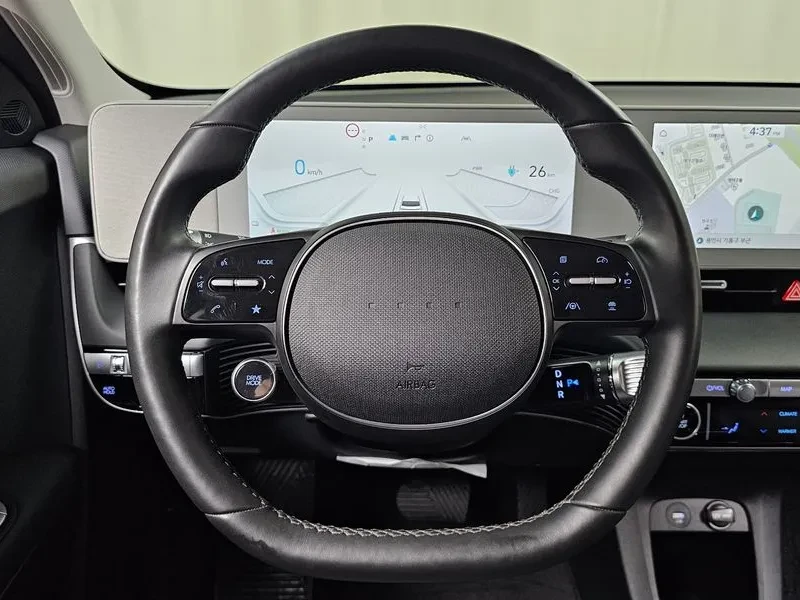 Hyundai Ioniq 5 LONG RANGE EXCLUSIVE* ПОДГРЕВ* ОБДУХВАНЕ* СЕНЗОРИ*, снимка 13 - Автомобили и джипове - 56677699