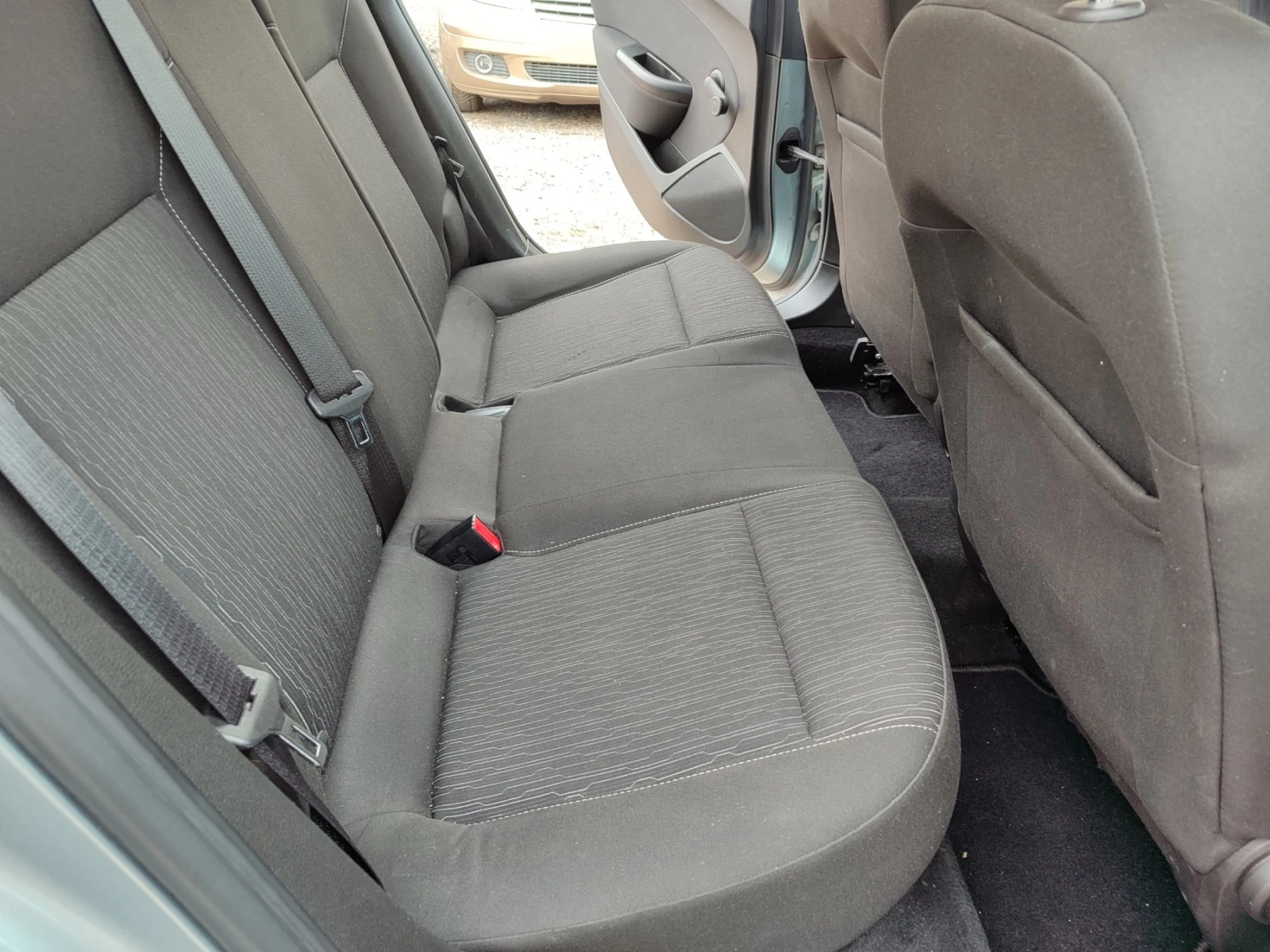 Opel Astra 1.6i | Mobile.bg — изображение 12