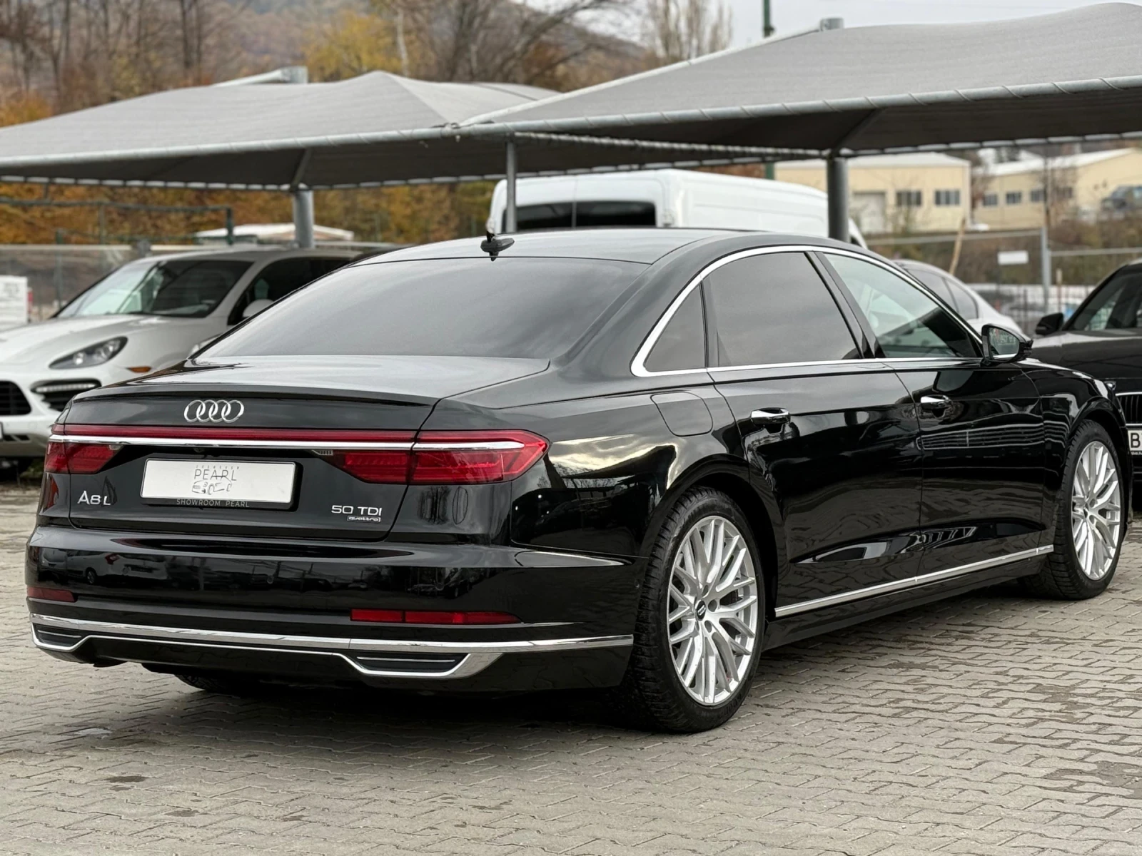 Audi A8 50TDI LONG Exclusive Bang-Olufsen PANO Distronic - изображение 5