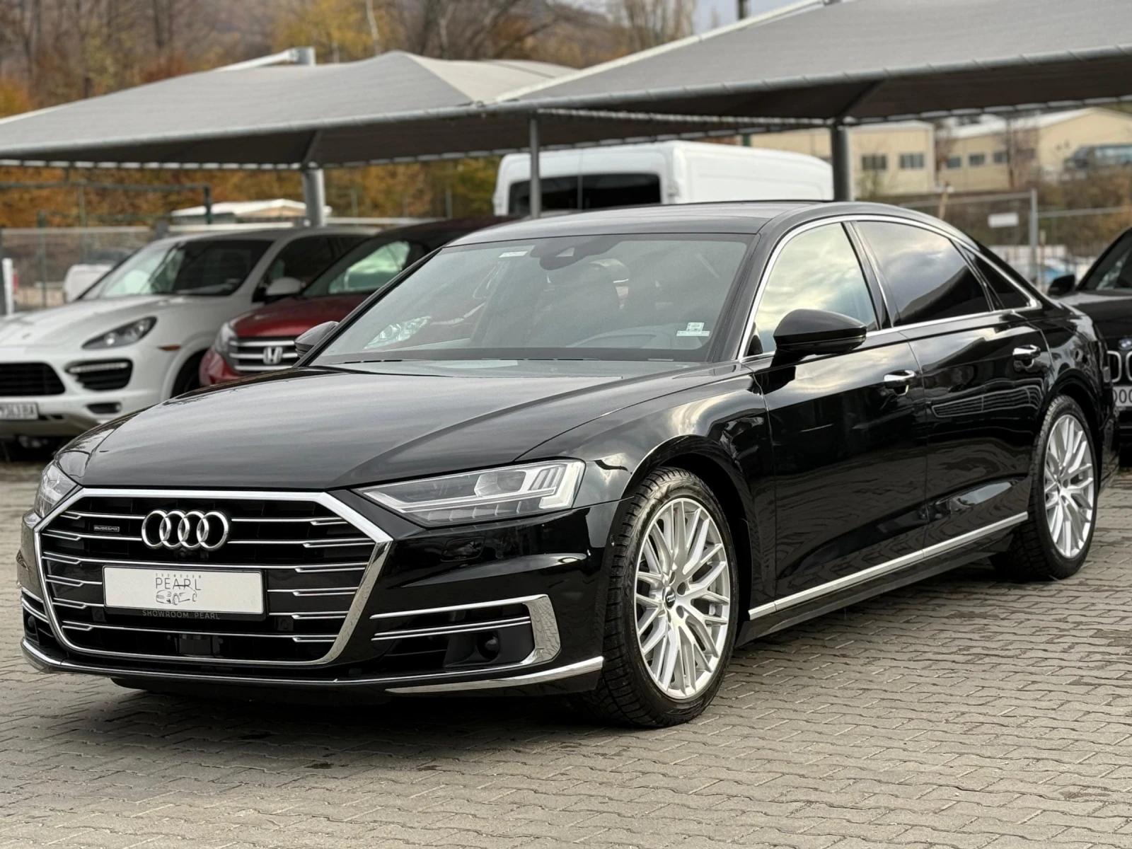 Audi A8 50TDI LONG Exclusive Bang-Olufsen PANO Distronic - изображение 2