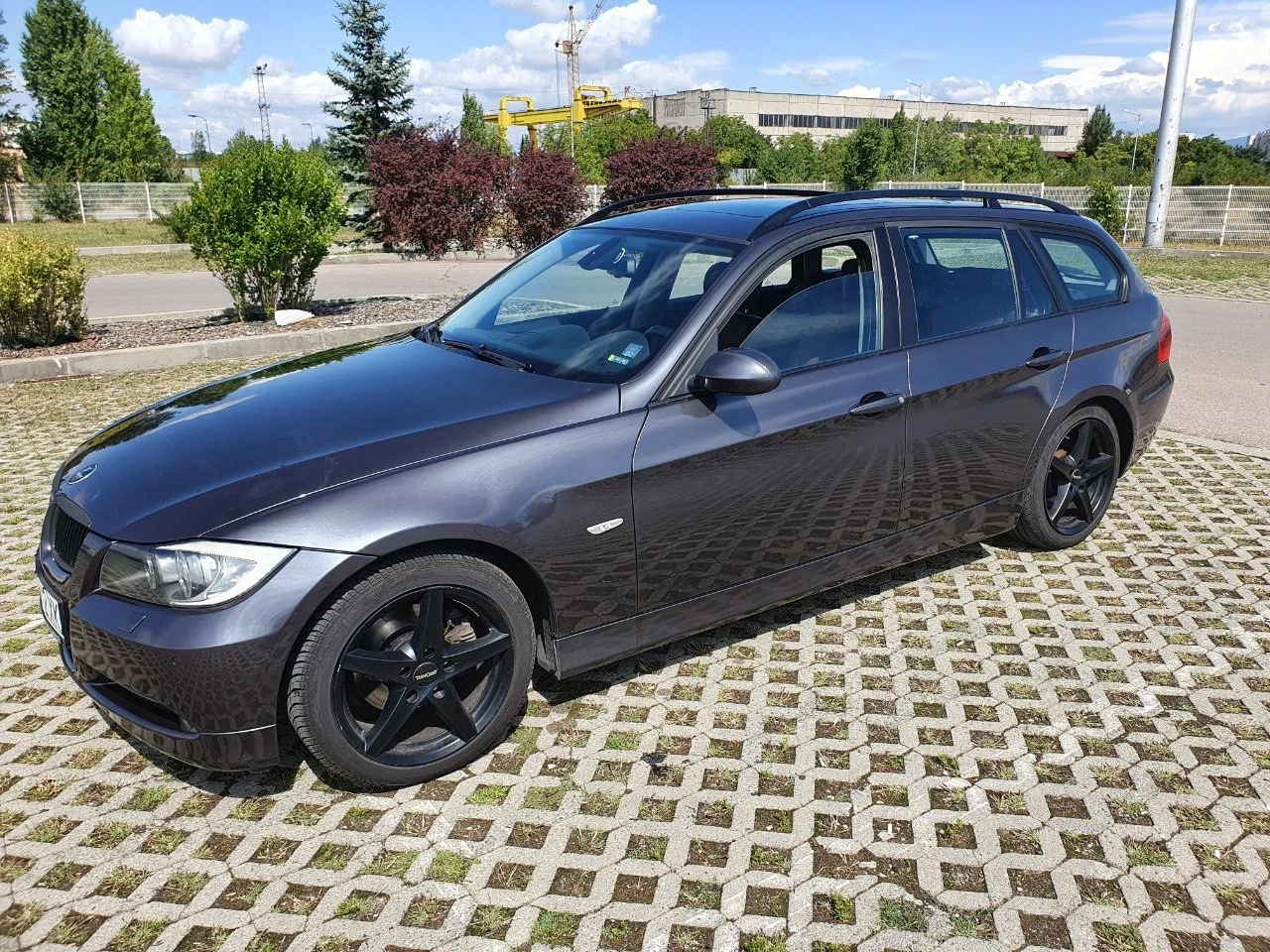BMW 320  - изображение 6