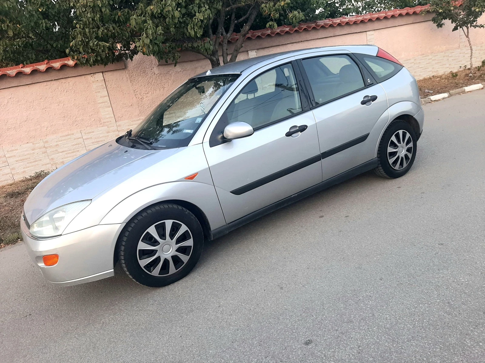 Ford Focus 1.6i.16V+ КЛИМА. БЕНЗИН .ГАЗ ИНЖЕКЦИОН  - изображение 8