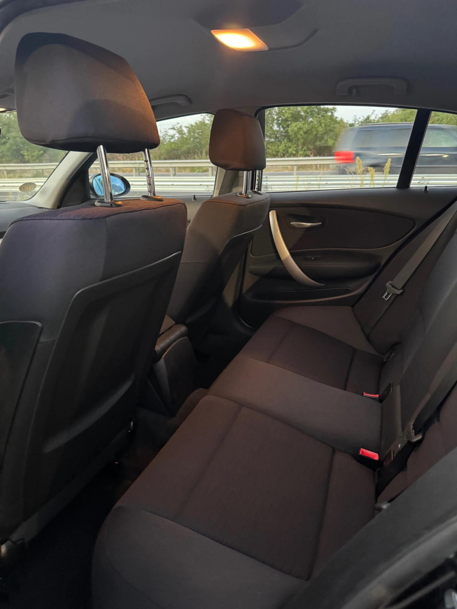 BMW 120 Автоматик - изображение 9