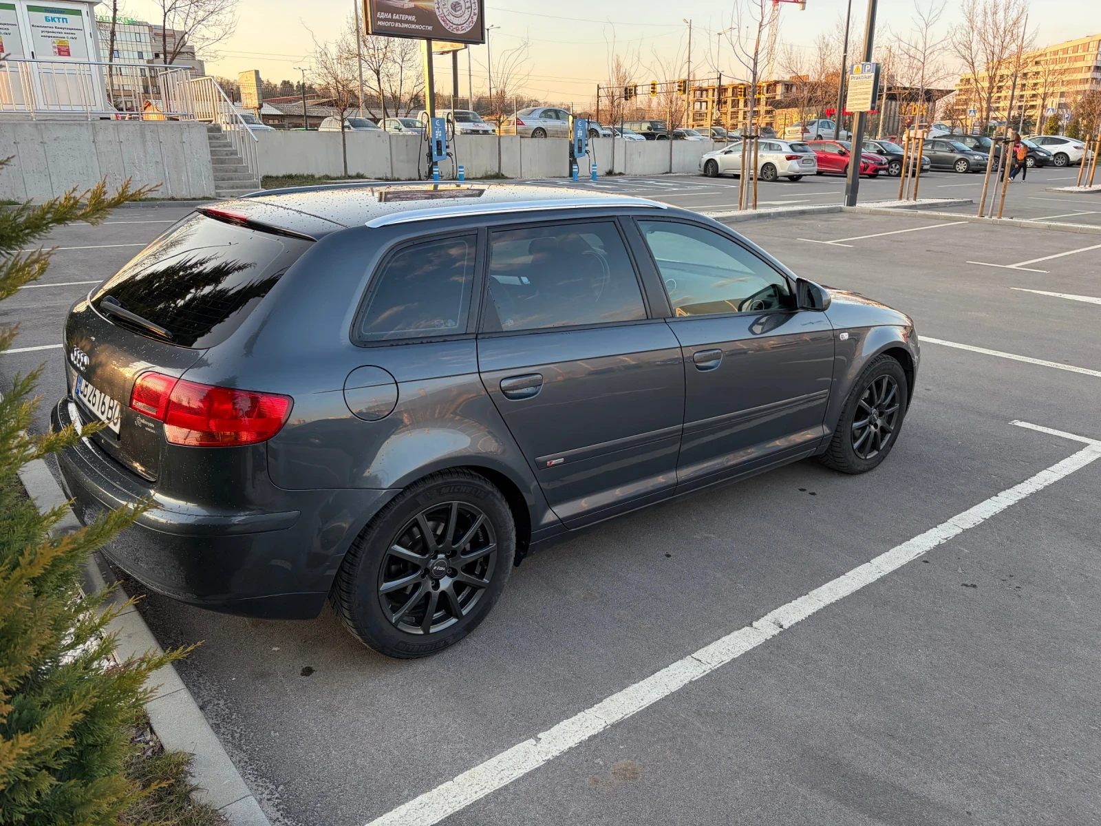 Audi A3 Sportback(8P)BMM/S-line, снимка 3 - Автомобили и джипове - 52256591