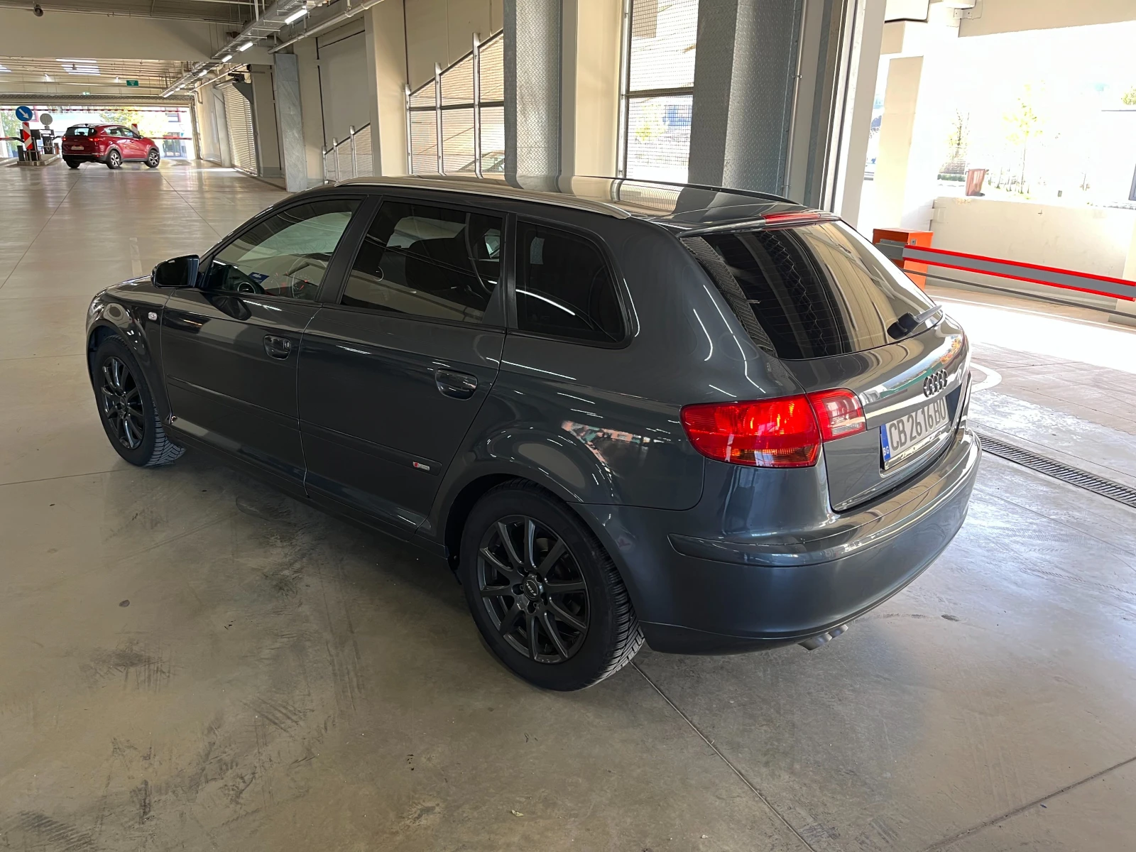 Audi A3 Sportback(8P)BMM/S-line - изображение 4