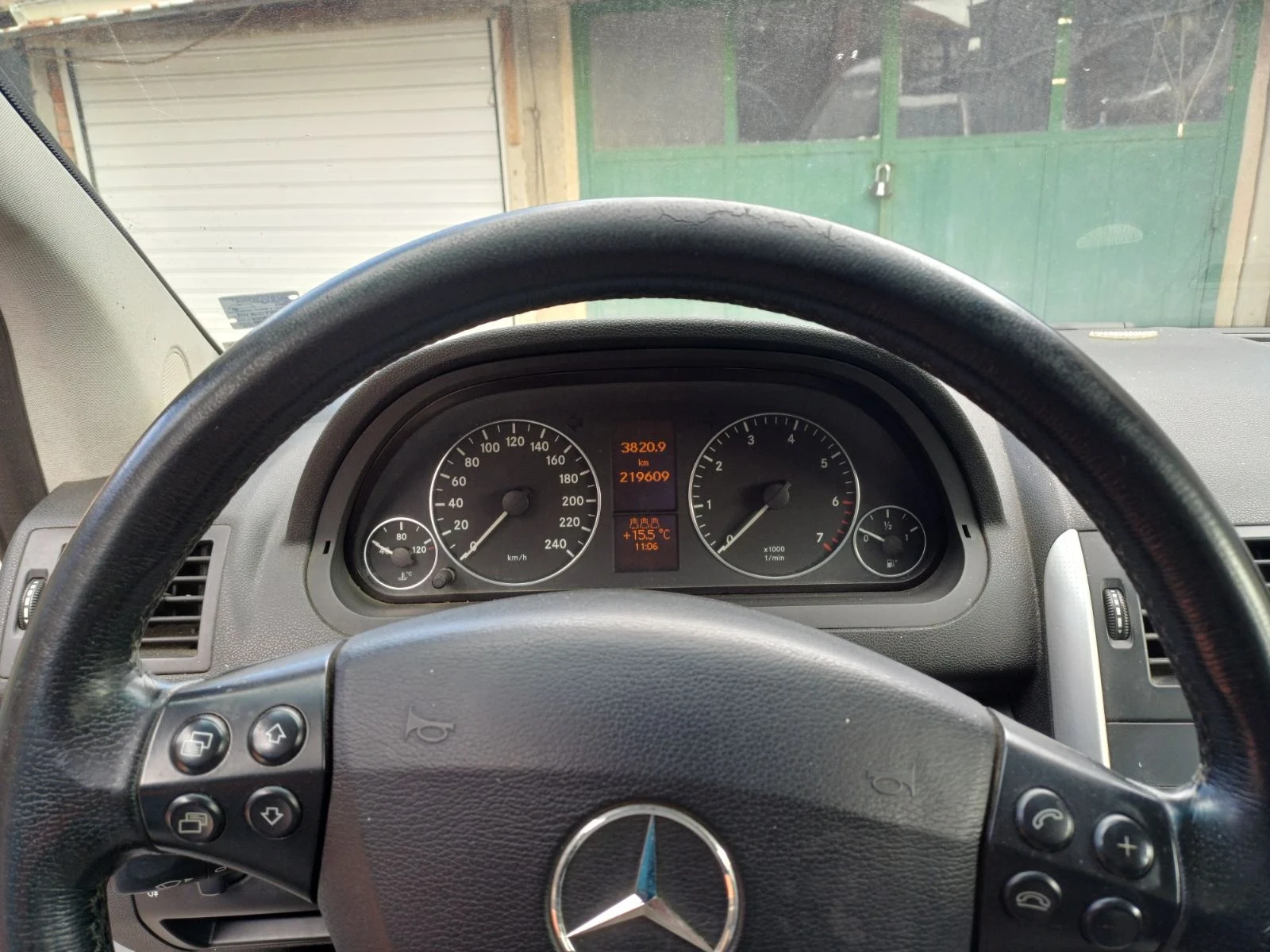 Mercedes-Benz A 150  - изображение 10