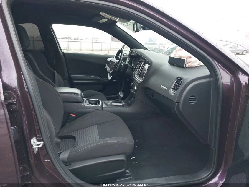 Dodge Charger RT * * CARFAX * * АВТО КРЕДИТ * *  - изображение 6