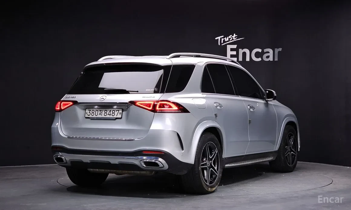 Mercedes-Benz GLE 450 AMG* Burmester* HUD* Обдух* 360 - изображение 2