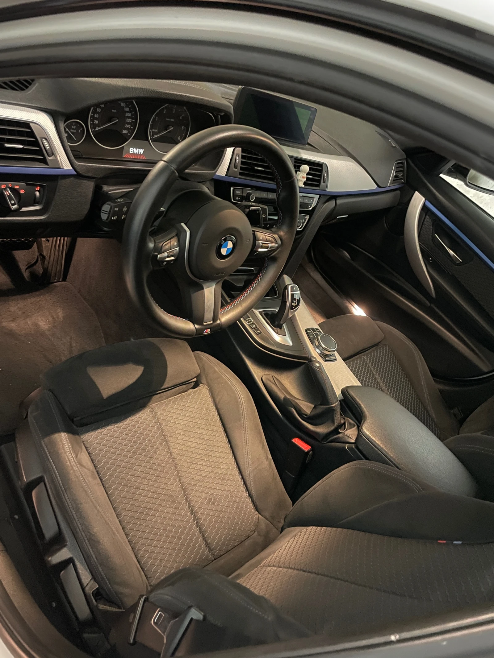 BMW 335, снимка 10 - Автомобили и джипове - 54417867