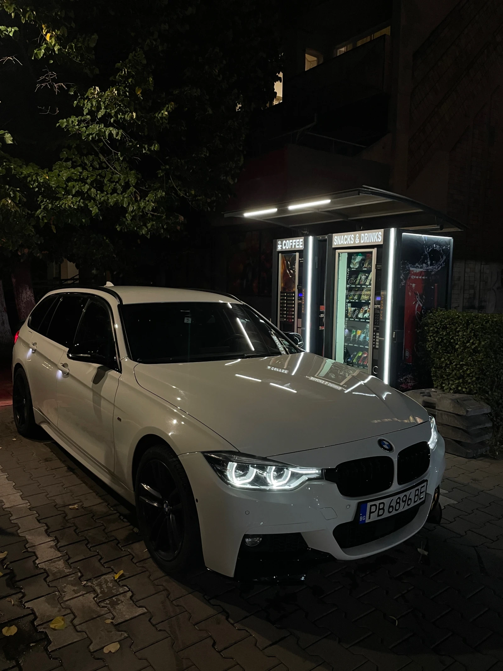 BMW 335, снимка 13 - Автомобили и джипове - 54319490